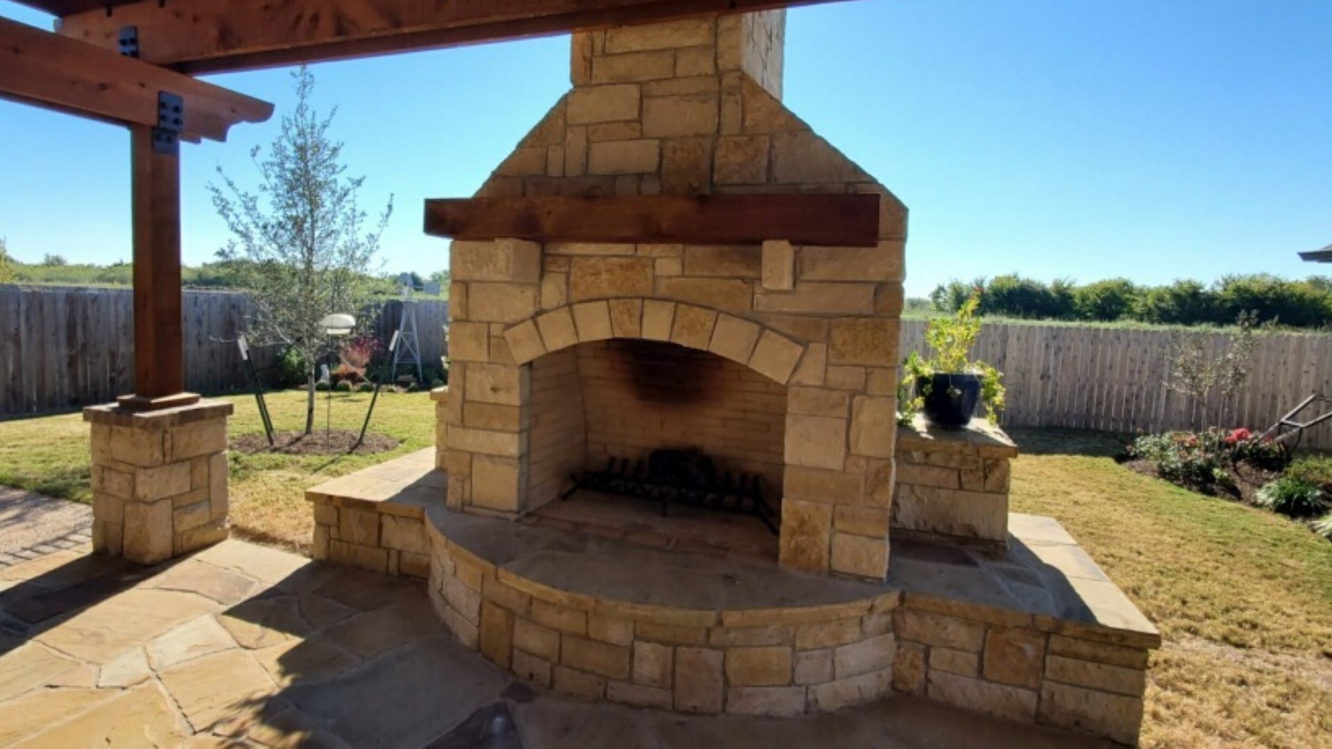 Outdoor Fireplaces in China Spring, Woodway & Waco, TX | Green Ackors ...