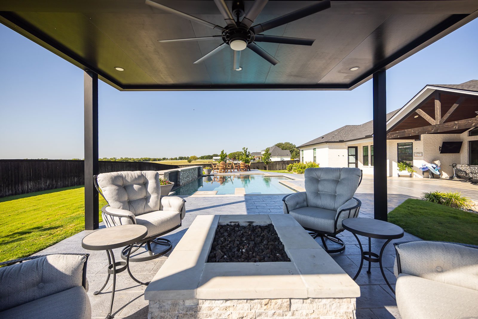 pergola pool patio fire fetaure backyard landscape