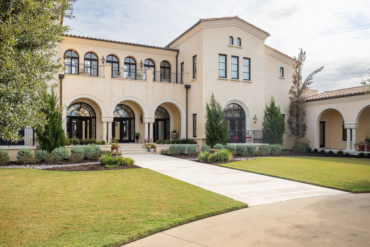 residential property landscape front of house 5