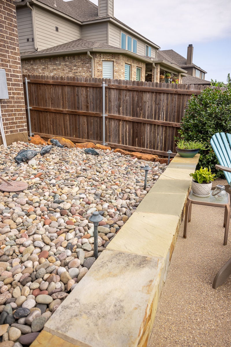 retaining wall landscape bed patio outdoor landscape lighting 
