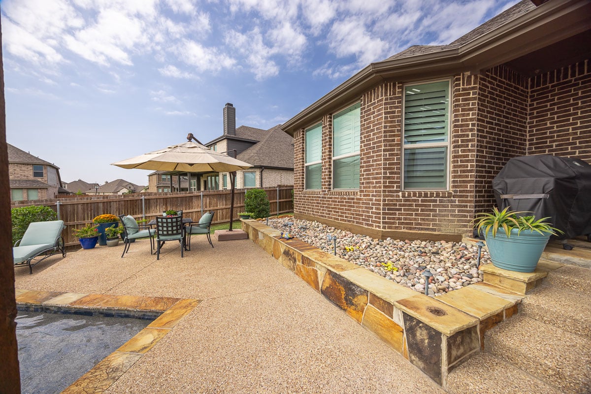 Landscape maintenance pool patio 